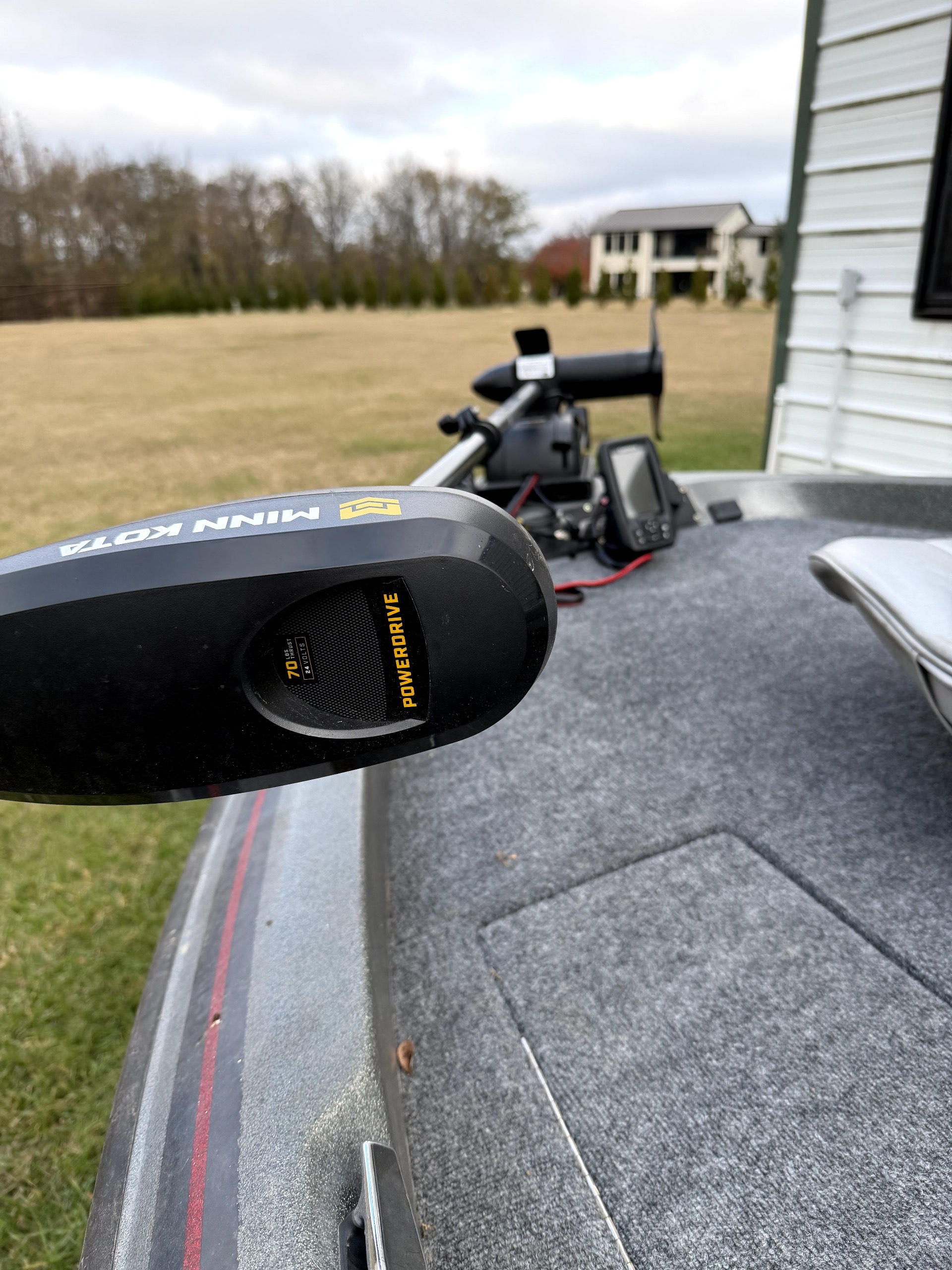 1996 Tracker Nitro  (AS IS NO WARRANTY)