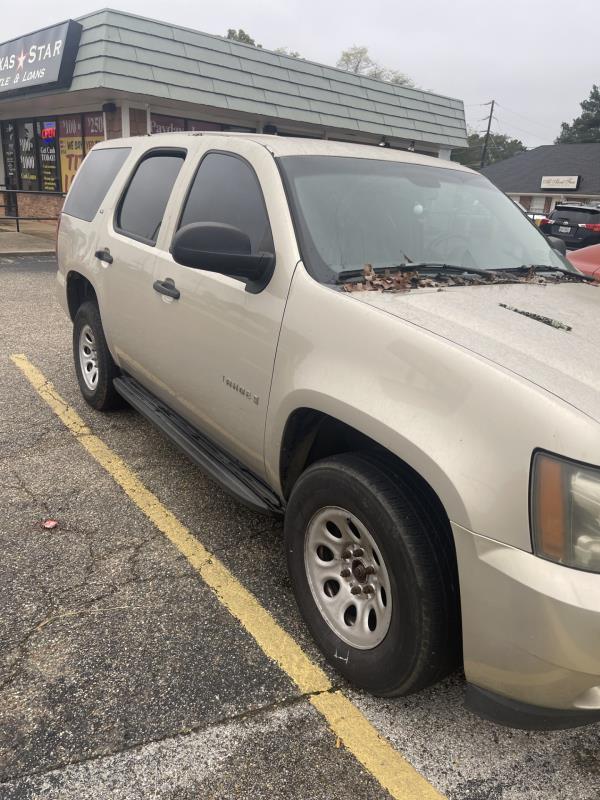 2007 Chevrolet Tahoe LS  (AS IS NO WARRANTY)