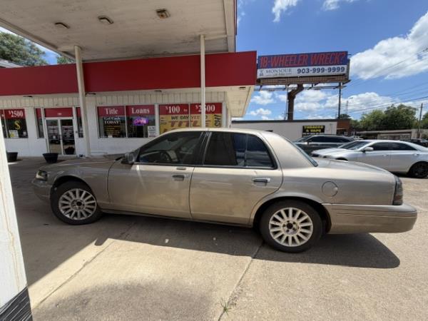 2004 Crown Vic LX (AS IS NO WARRANTY) 